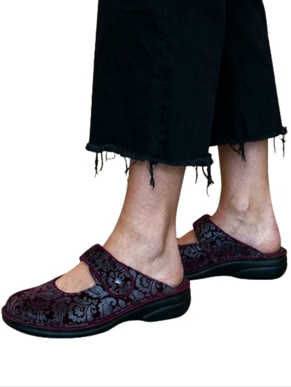 FINN COMFORT Embossed Fabric Clogs